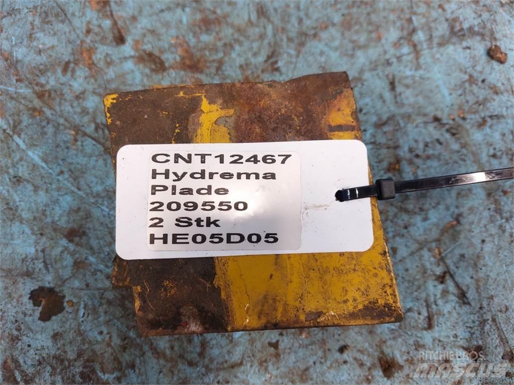 Hydrema 906 Boom I dipper ruke