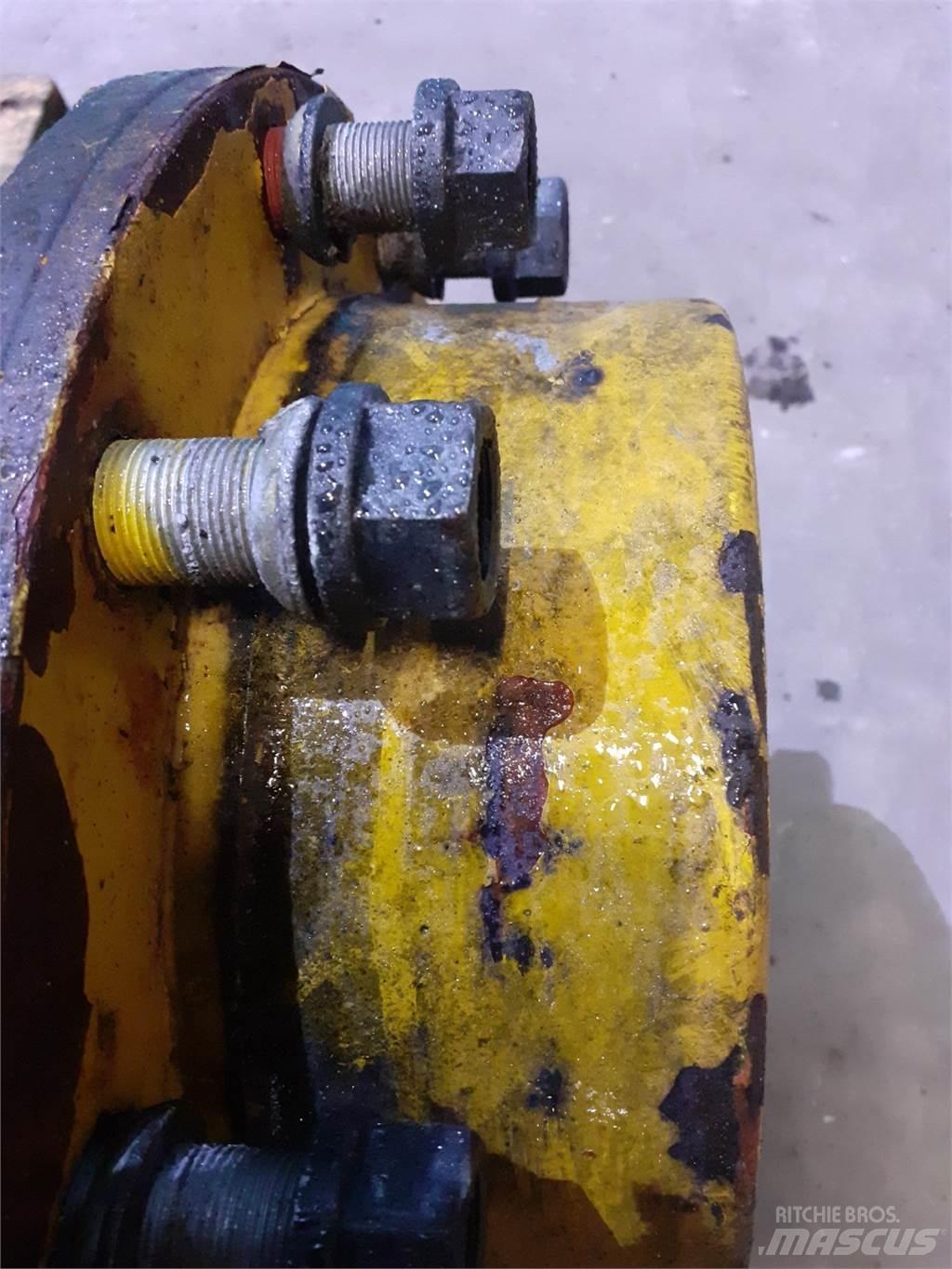 Hydrema 906B Osi
