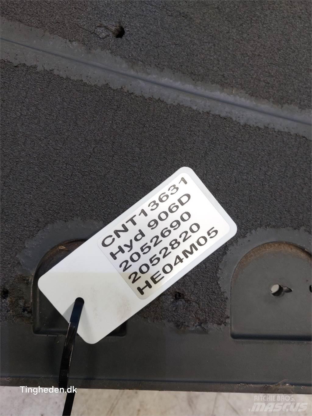 Hydrema 906D Kabine i unutrašnjost