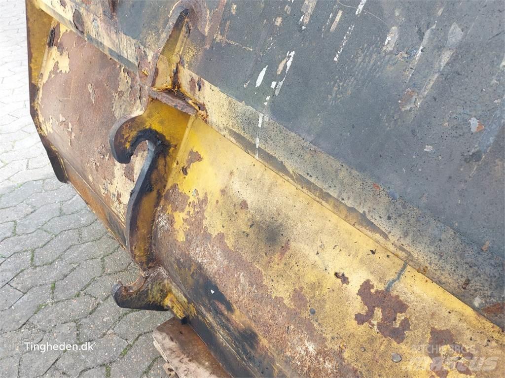 Hydrema 926D Kašike / Korpe