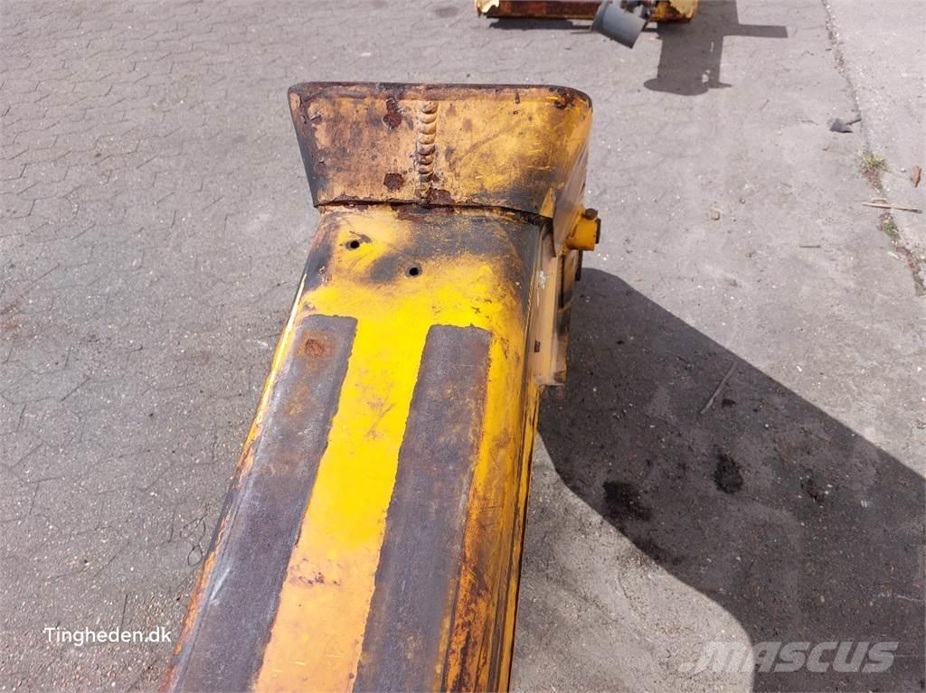 JCB 531-70 Boom I dipper ruke