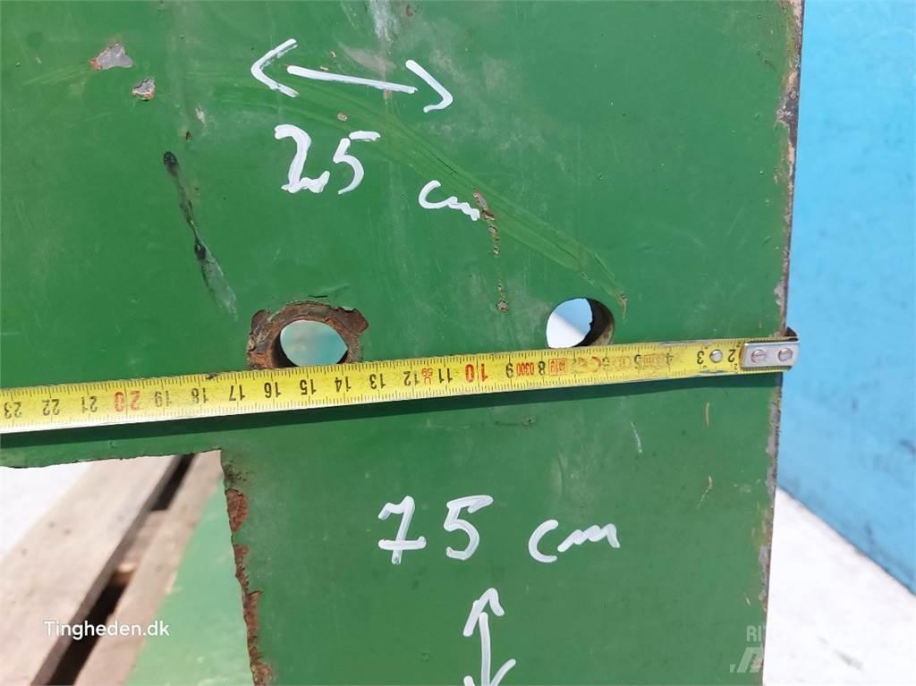 John Deere  Priključci za prednji utovarivač