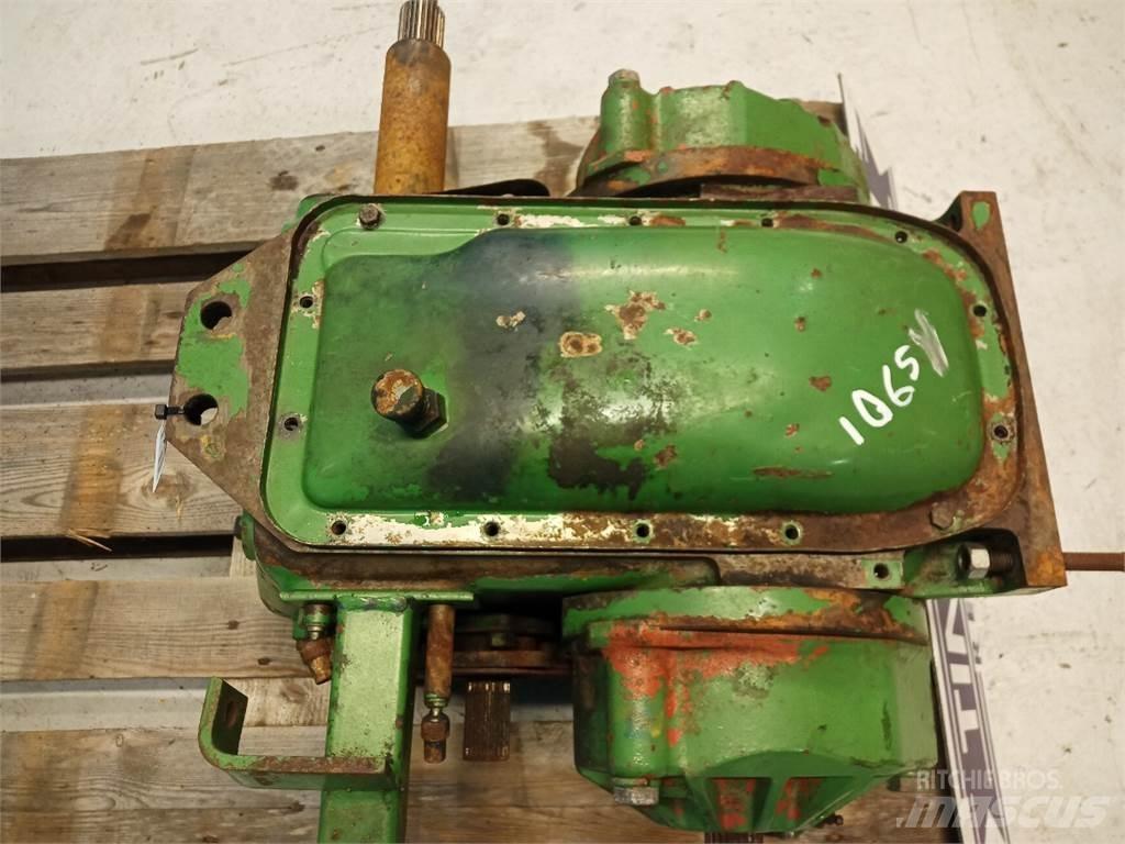 John Deere 1065 Mjenjač