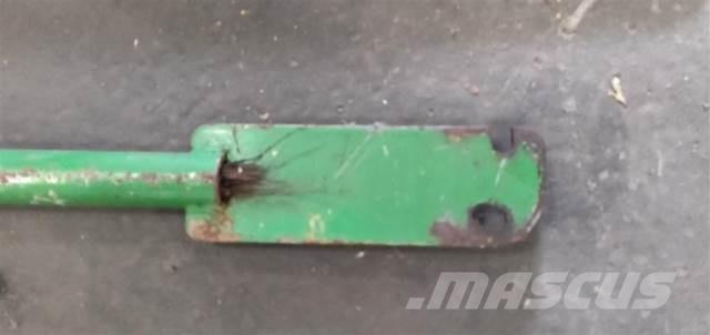 John Deere 1075 Dodatna oprema za kombajne