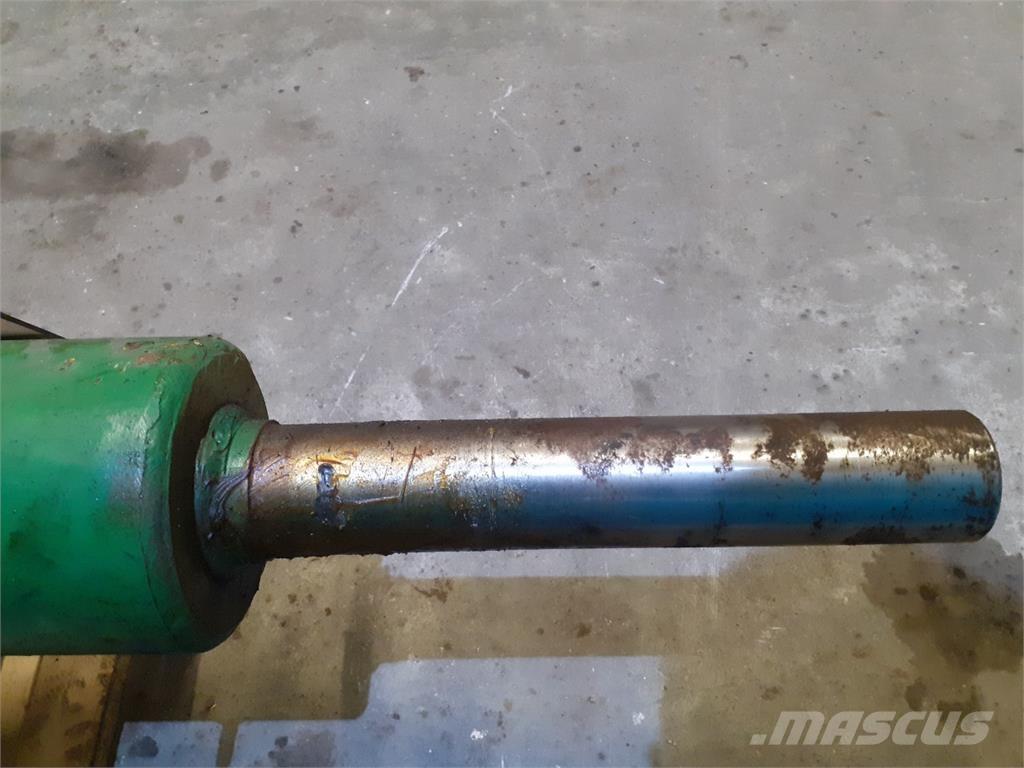 John Deere 1075 Dodatna oprema za kombajne