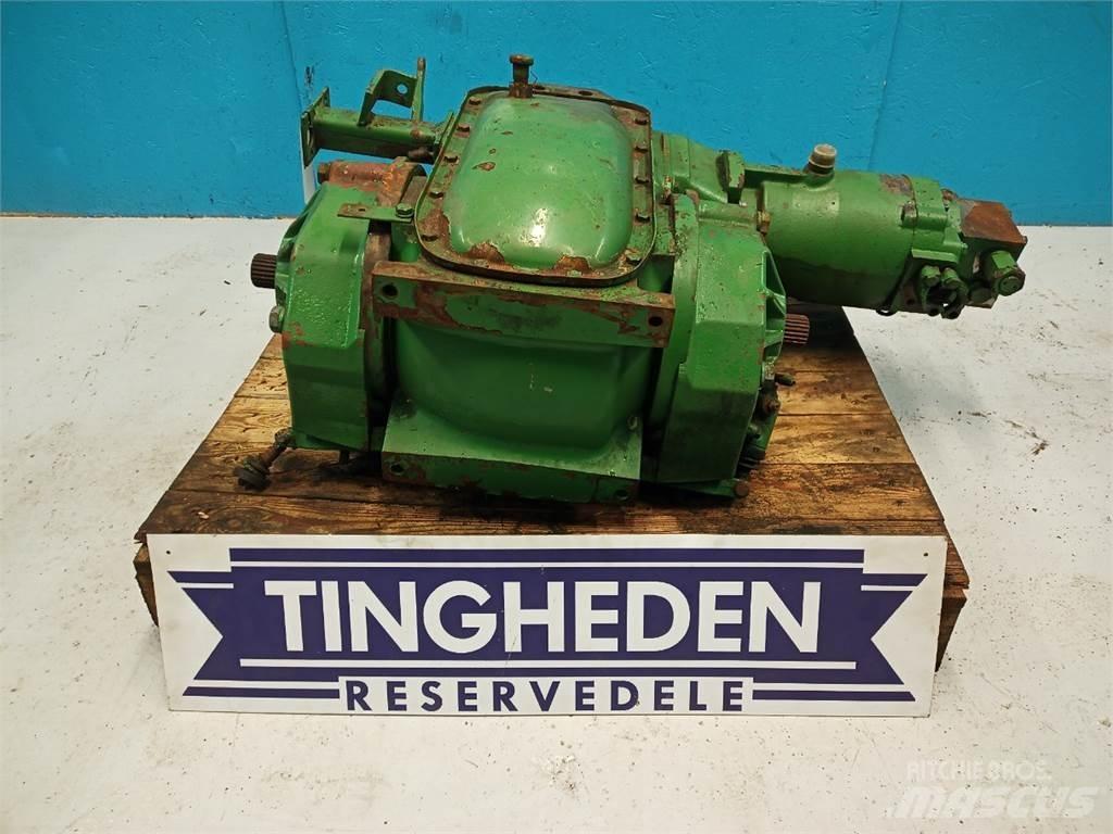 John Deere 1075 Mjenjač