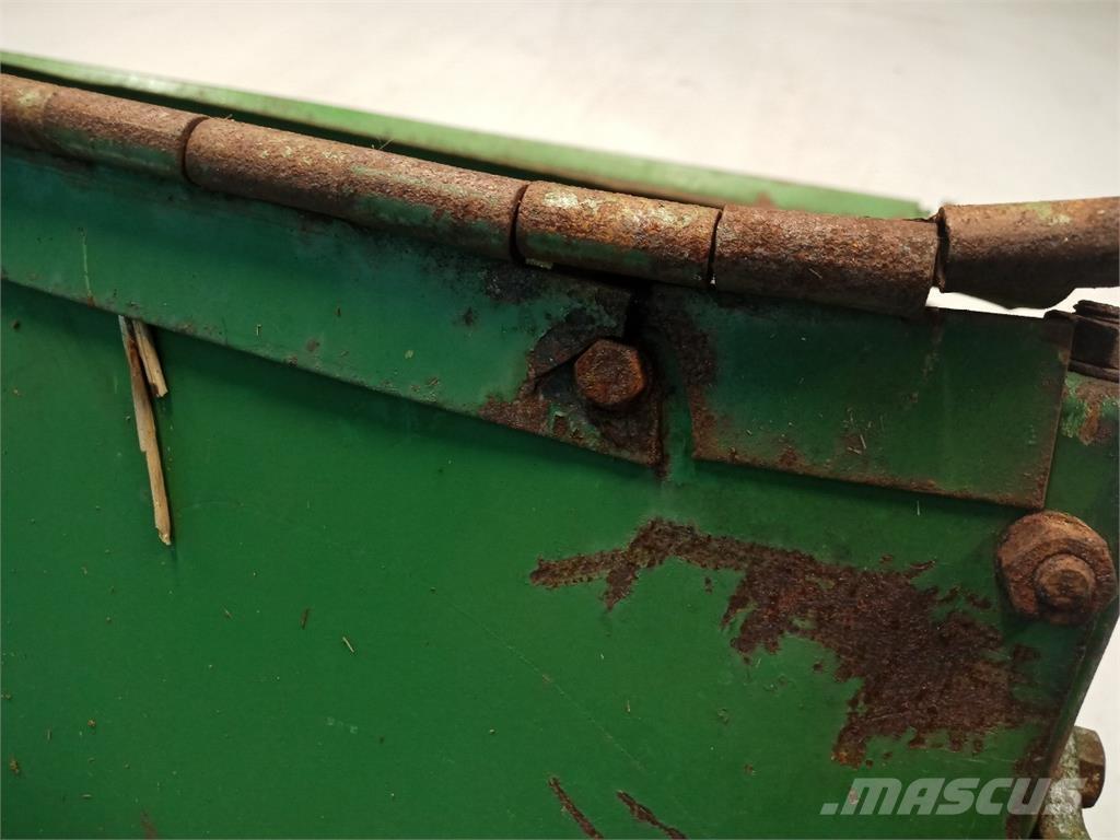 John Deere 1075 Dodatna oprema za kombajne