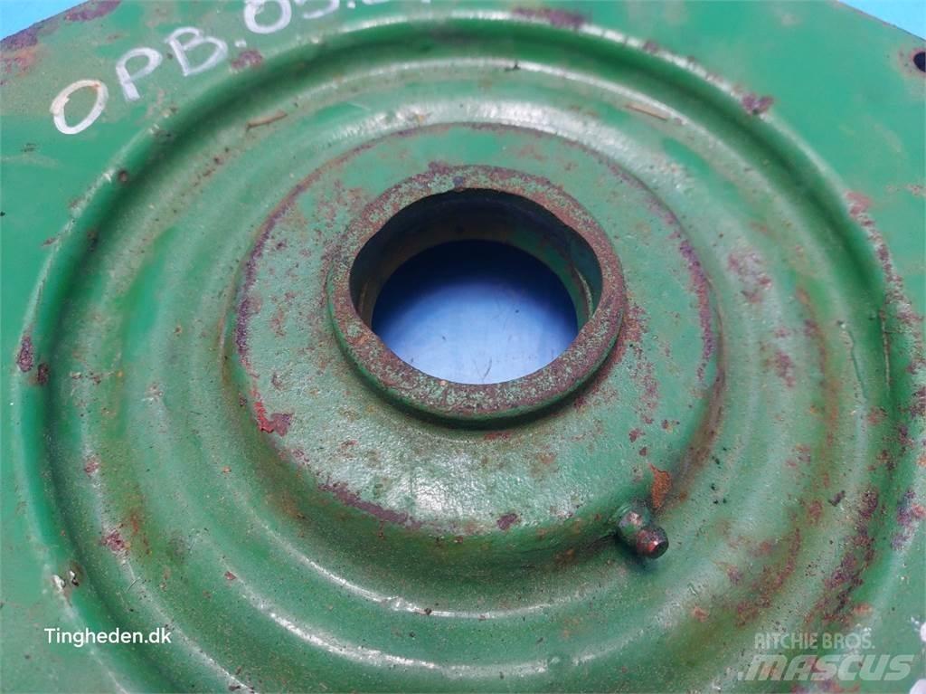 John Deere 1085 Posipači soli i pijeska