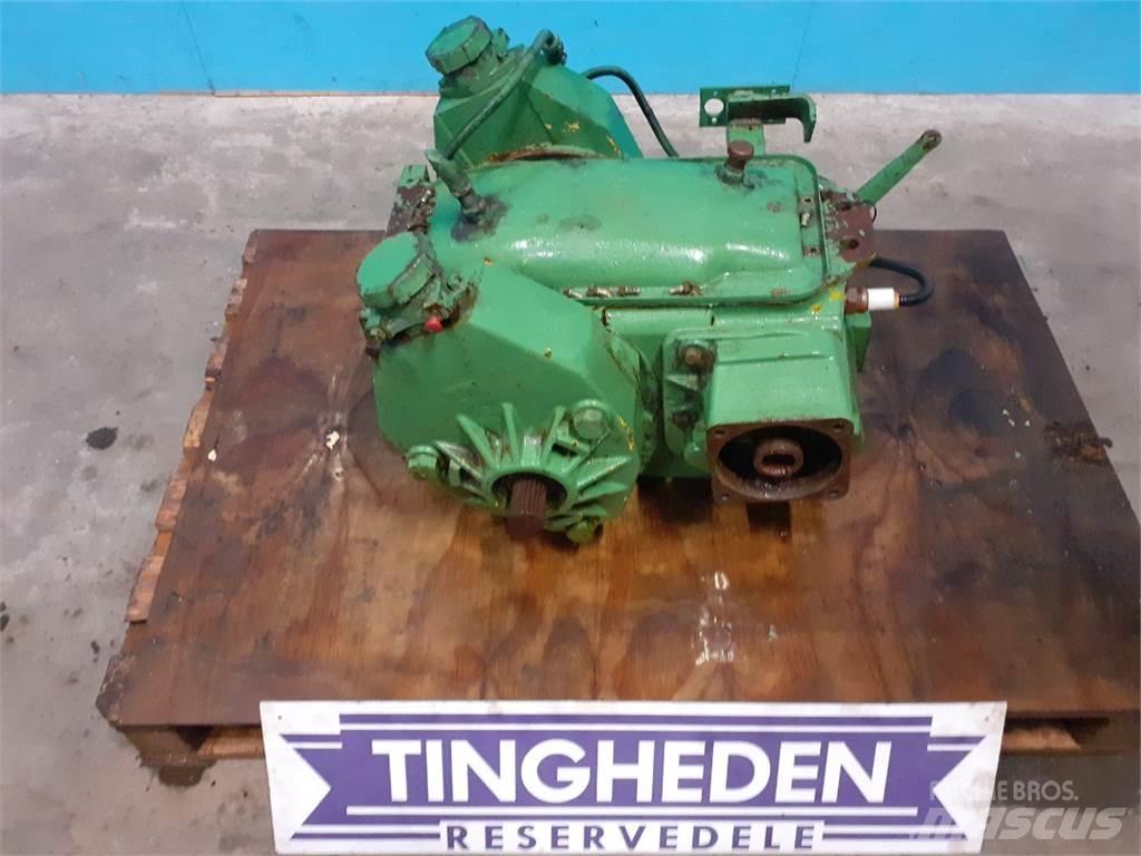 John Deere 1177 Mjenjač