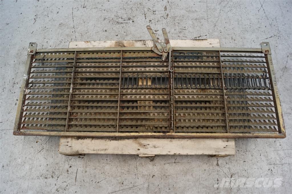 John Deere 1177 Posipači soli i pijeska