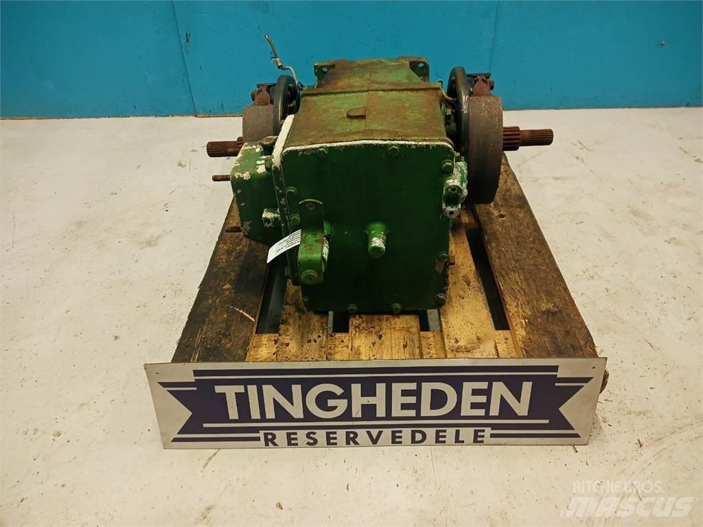 John Deere 2054 Mjenjač