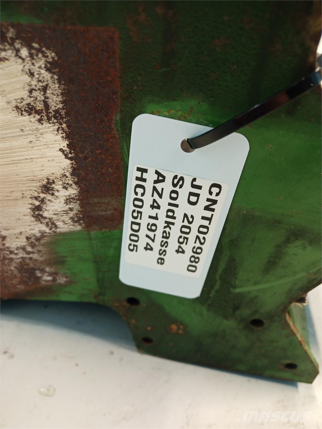 John Deere 2054 Posipači soli i pijeska
