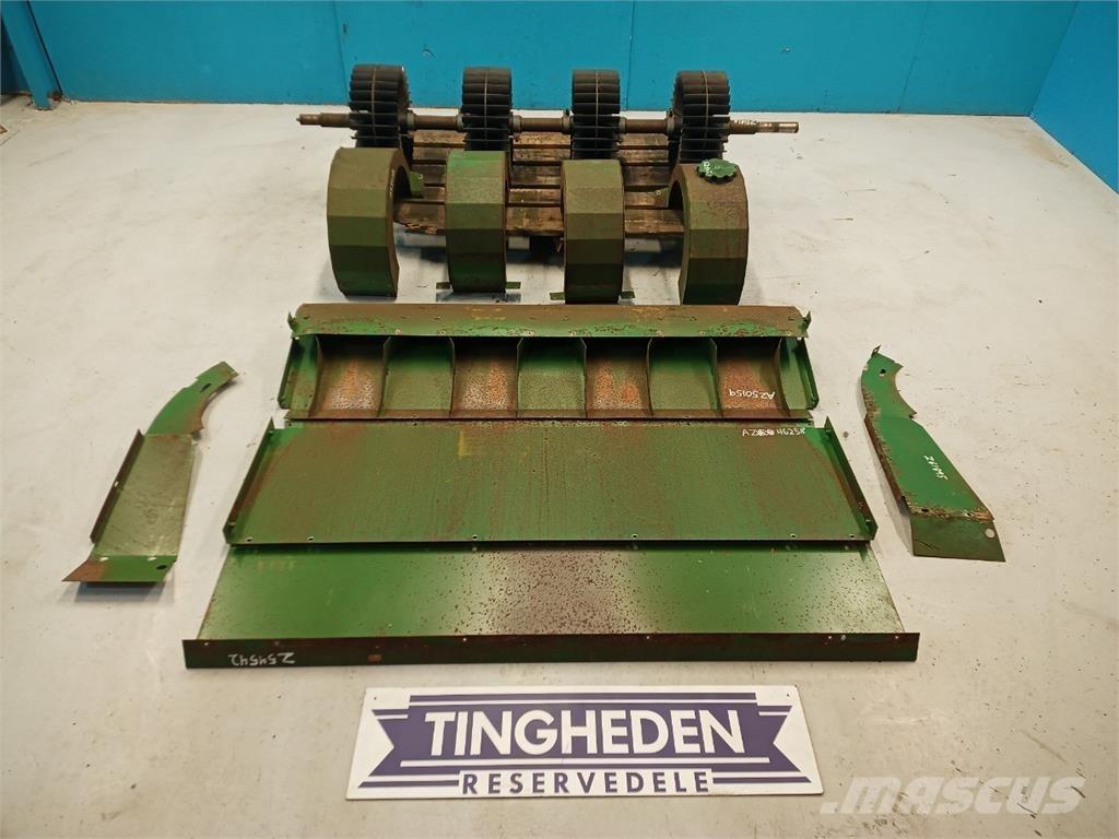 John Deere 2054 Posipači soli i pijeska