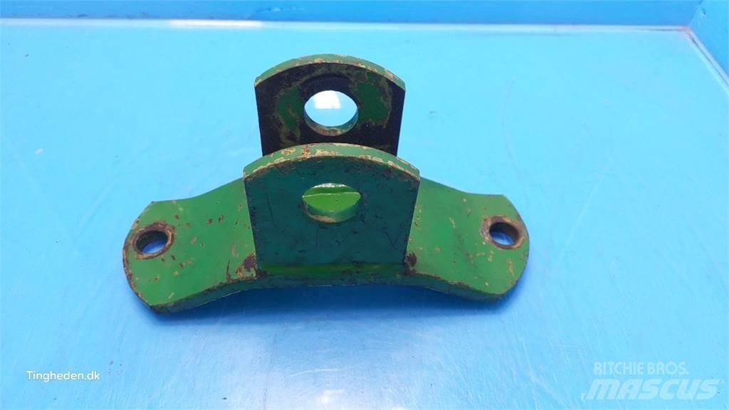 John Deere 2140 Ostala oprema za traktore