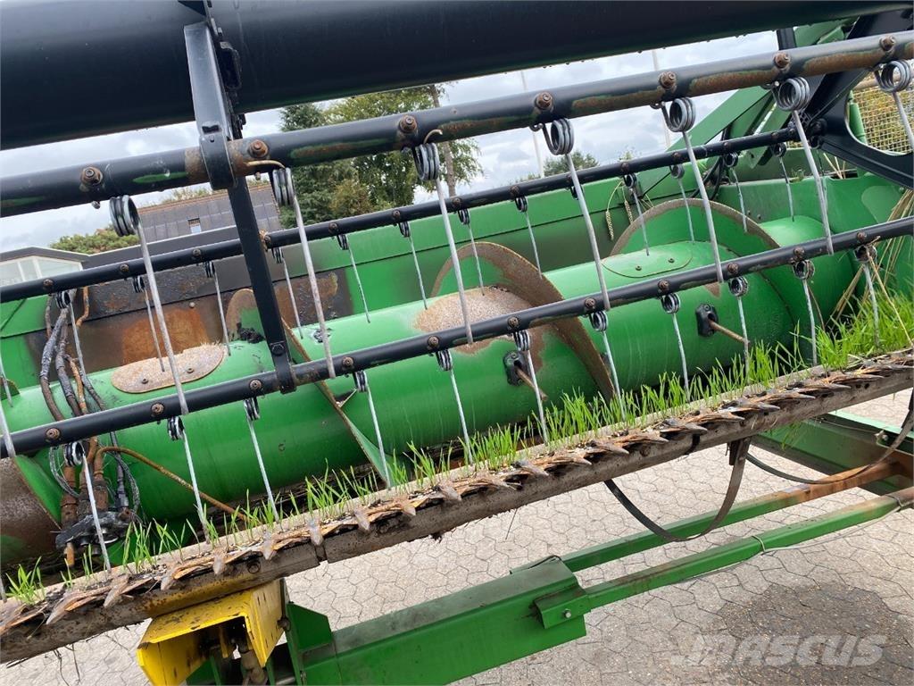John Deere 25 Dodatna oprema za kombajne