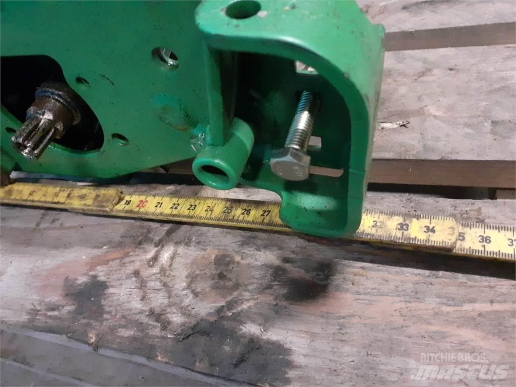 John Deere 2500 Robotske kosilice