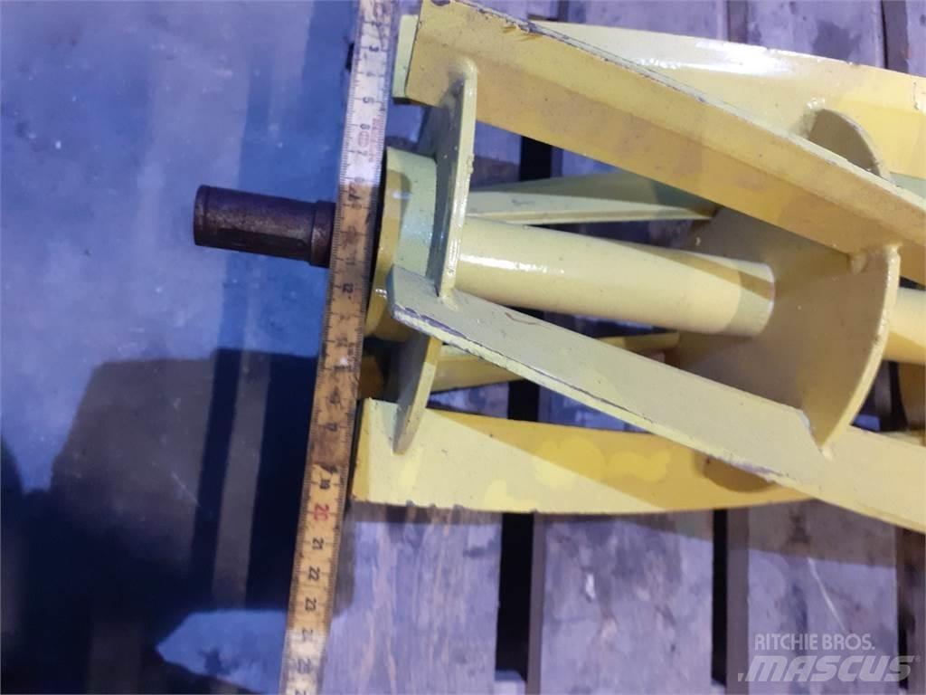 John Deere 305 Robotske kosilice
