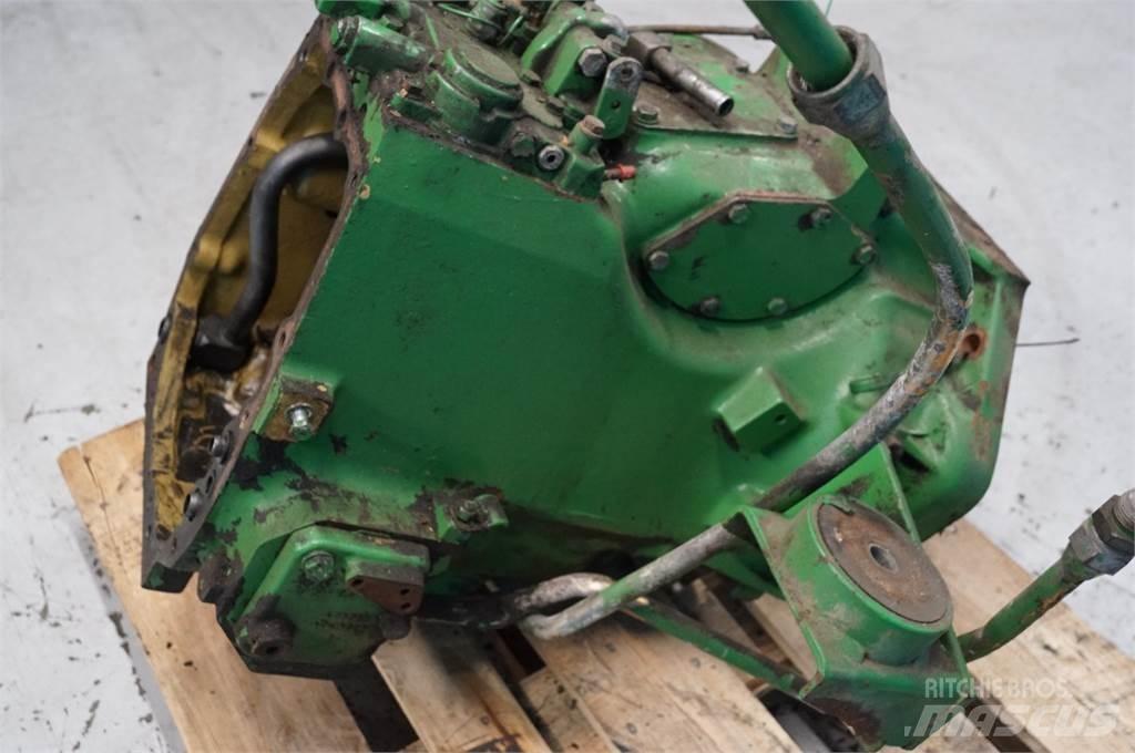 John Deere 3140 Mjenjač