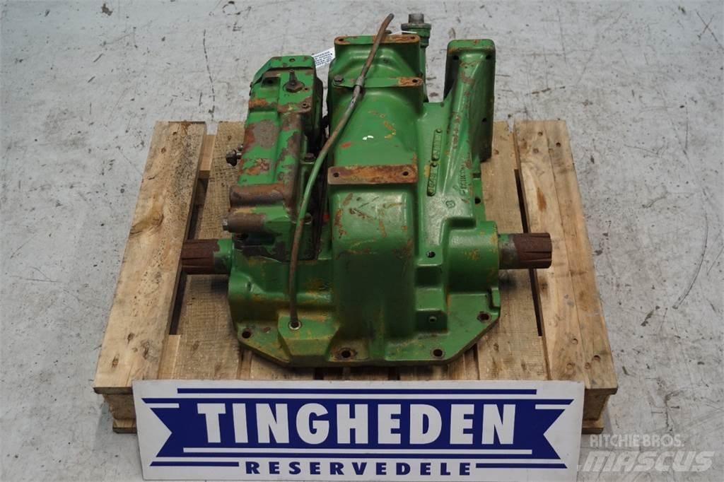 John Deere 4240 Ostala oprema za traktore