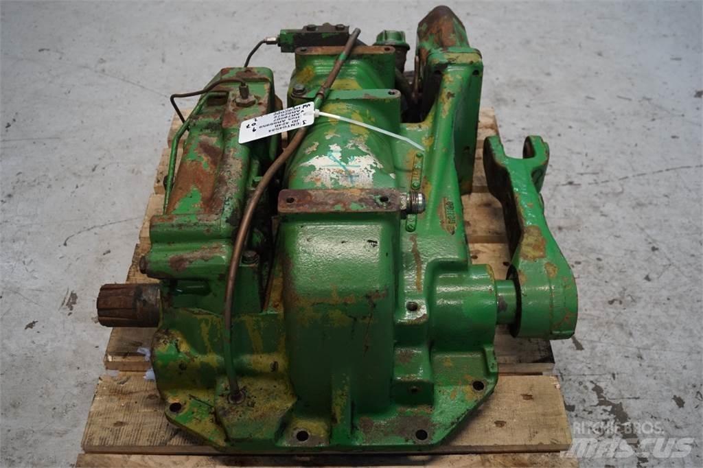 John Deere 4240 Ostala oprema za traktore