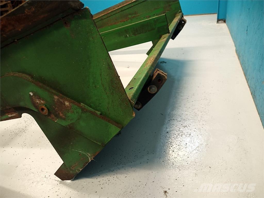 John Deere 9540 Posipači soli i pijeska