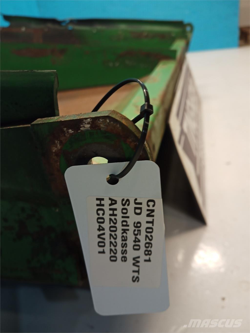 John Deere 9540 Posipači soli i pijeska