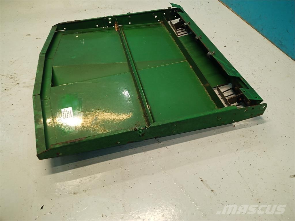John Deere 9540 Posipači soli i pijeska