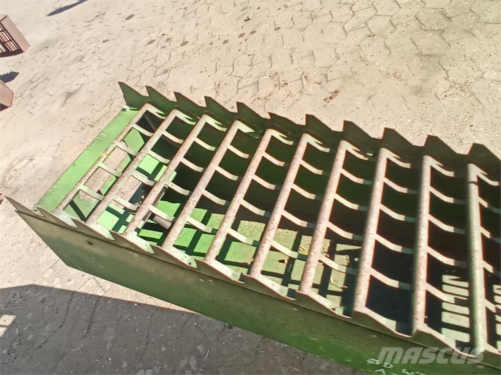 John Deere 9540 Dodatna oprema za kombajne
