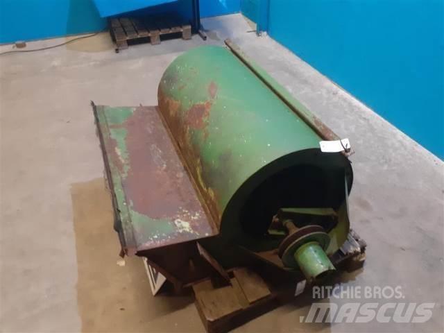 John Deere 955 Posipači soli i pijeska