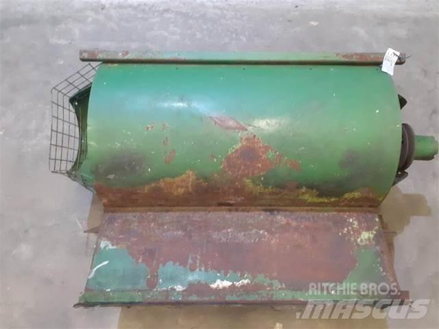 John Deere 955 Posipači soli i pijeska