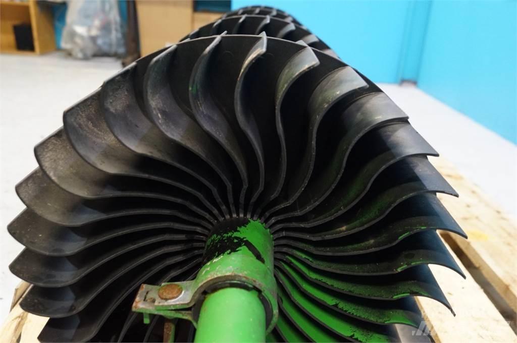 John Deere 9780 Posipači soli i pijeska