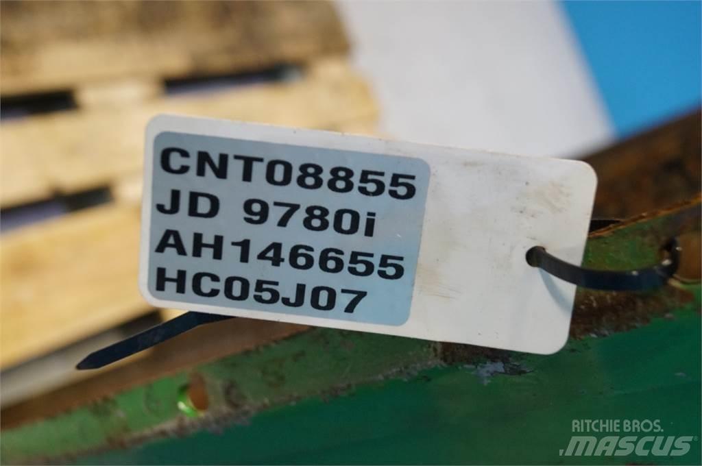 John Deere 9780 Posipači soli i pijeska