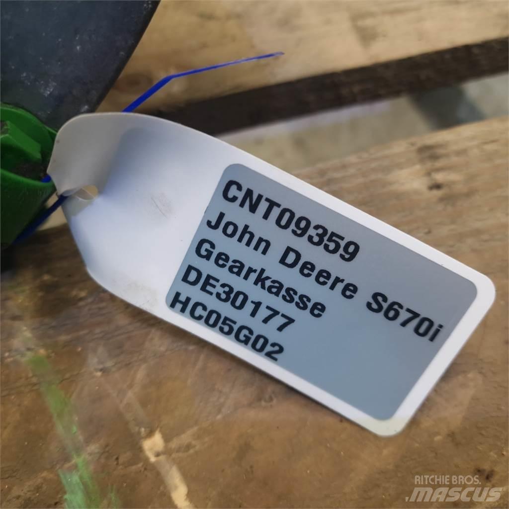 John Deere S670 Mjenjač