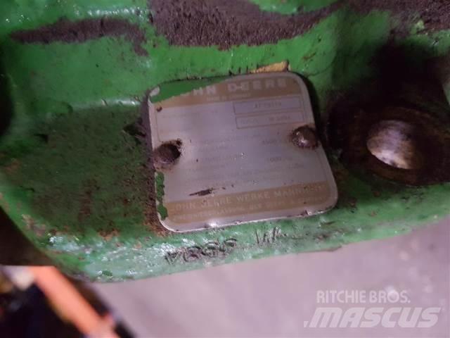 John Deere Træk Ostala oprema za traktore