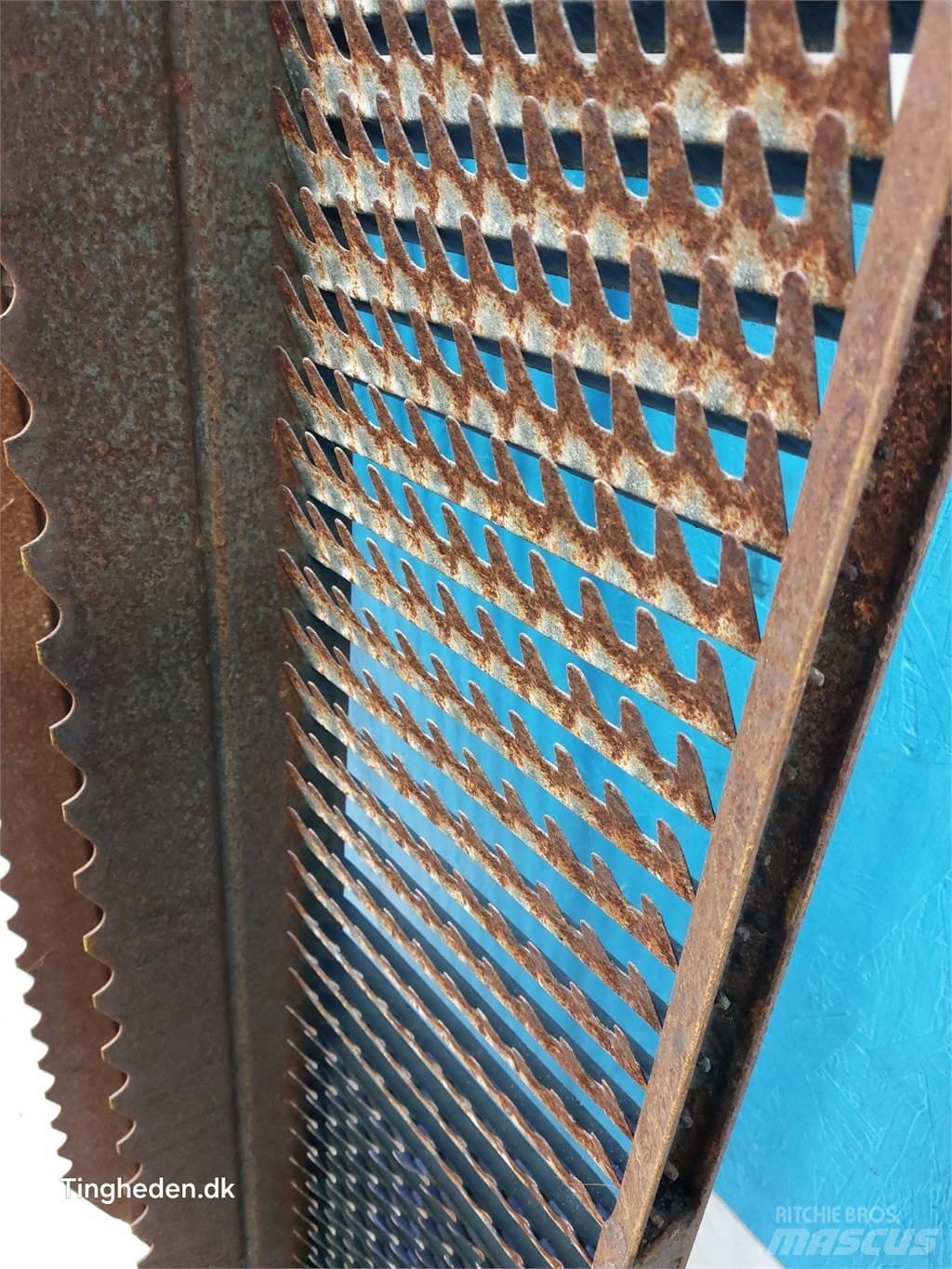 Laverda 627 Posipači soli i pijeska