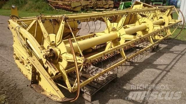 New Holland 15 Dodatna oprema za kombajne