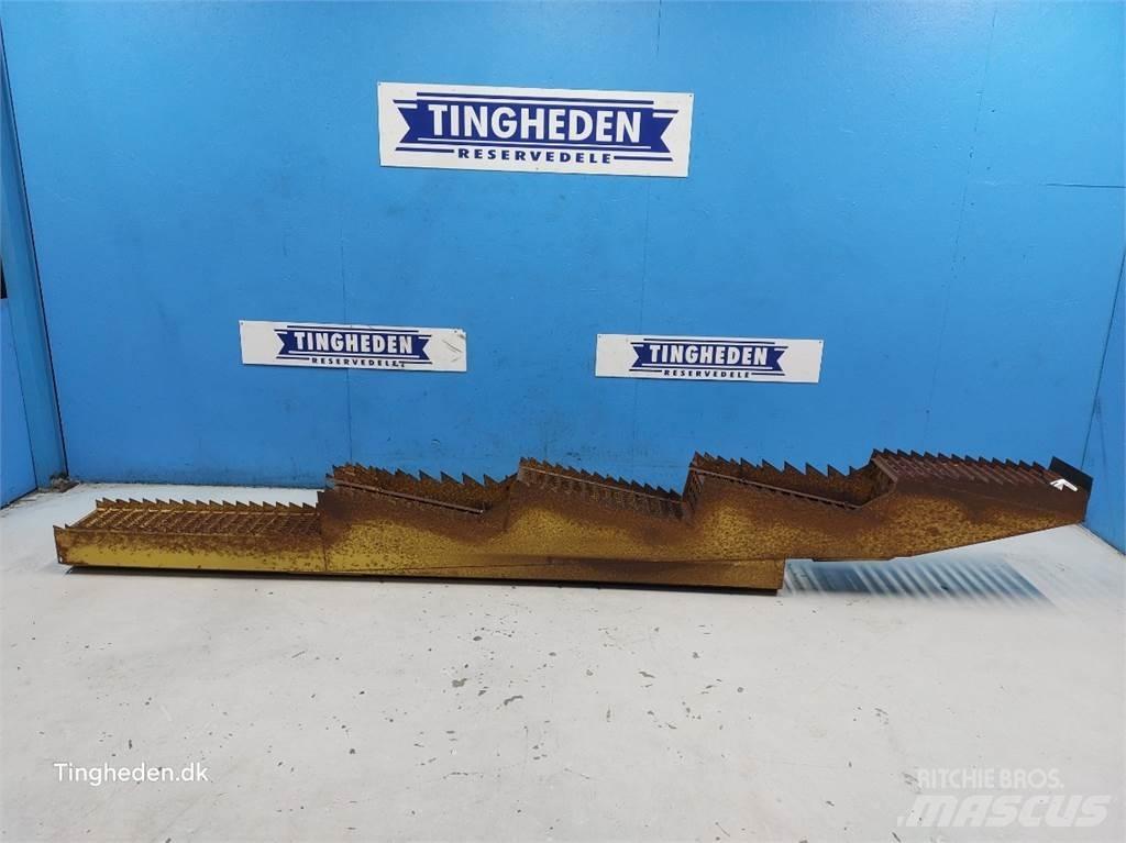 New Holland 1530 Dodatna oprema za kombajne
