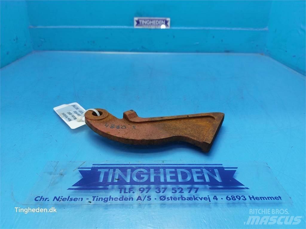 New Holland 4860 Poljoprivreda – ostalo