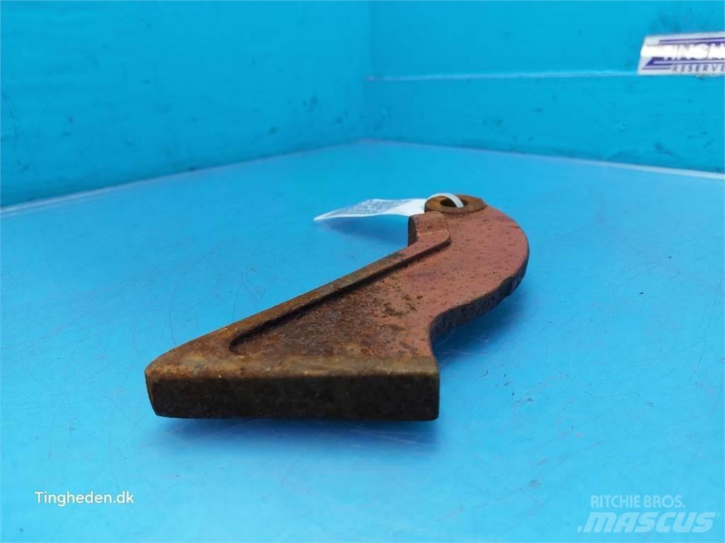 New Holland 4860 Poljoprivreda – ostalo