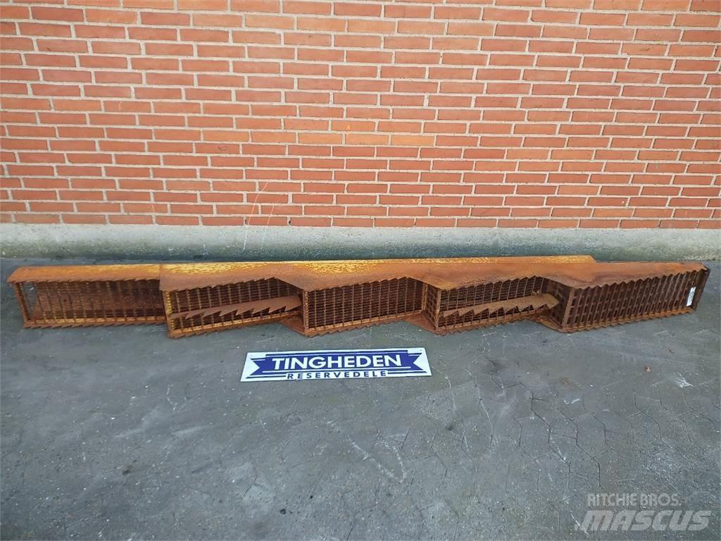 New Holland 8060 Dodatna oprema za kombajne