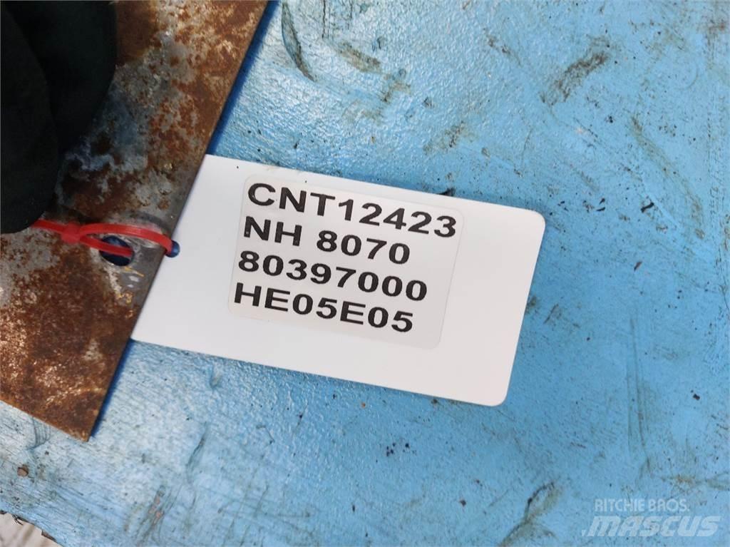 New Holland 8070 Dodatna oprema za kombajne