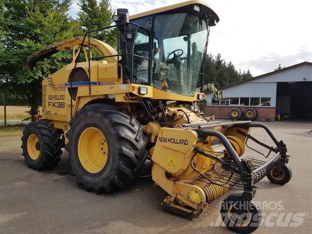 New Holland FX38 Strojevi za krmu na vlastiti pogon