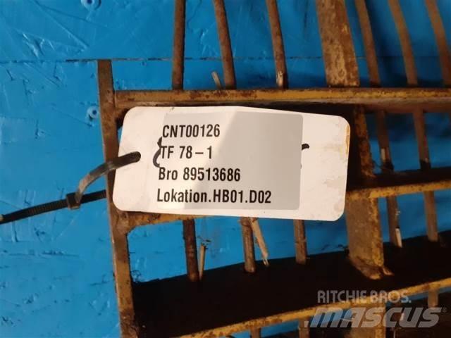 New Holland TF78 Dodatna oprema za kombajne