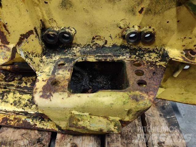 New Holland TX68 Dodatna oprema za kombajne