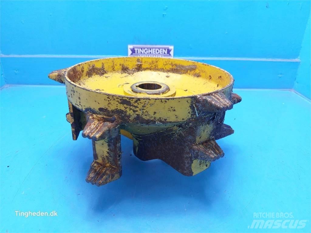 New Holland TX68 Dodatna oprema za kombajne