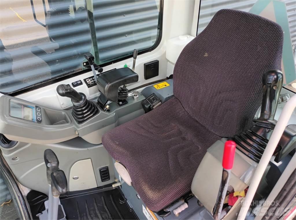 Takeuchi tb216 Mini bageri <7t