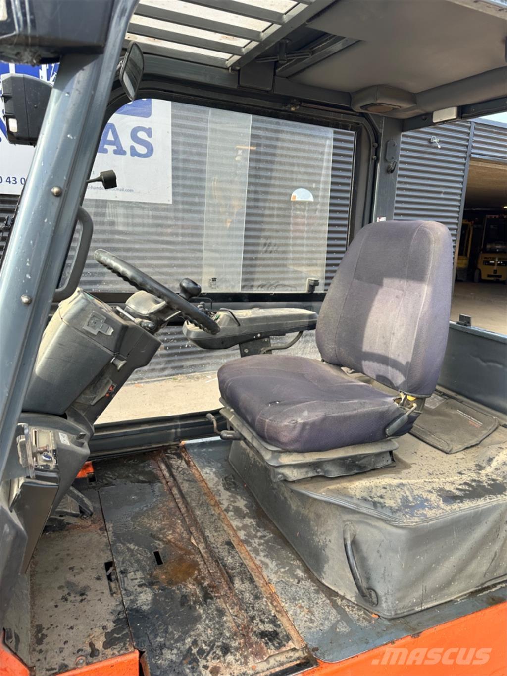 Toyota FBT35 Električni viličari
