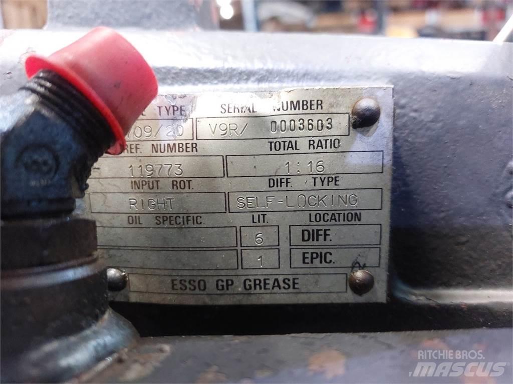 Valmet 705 Ostala oprema za traktore