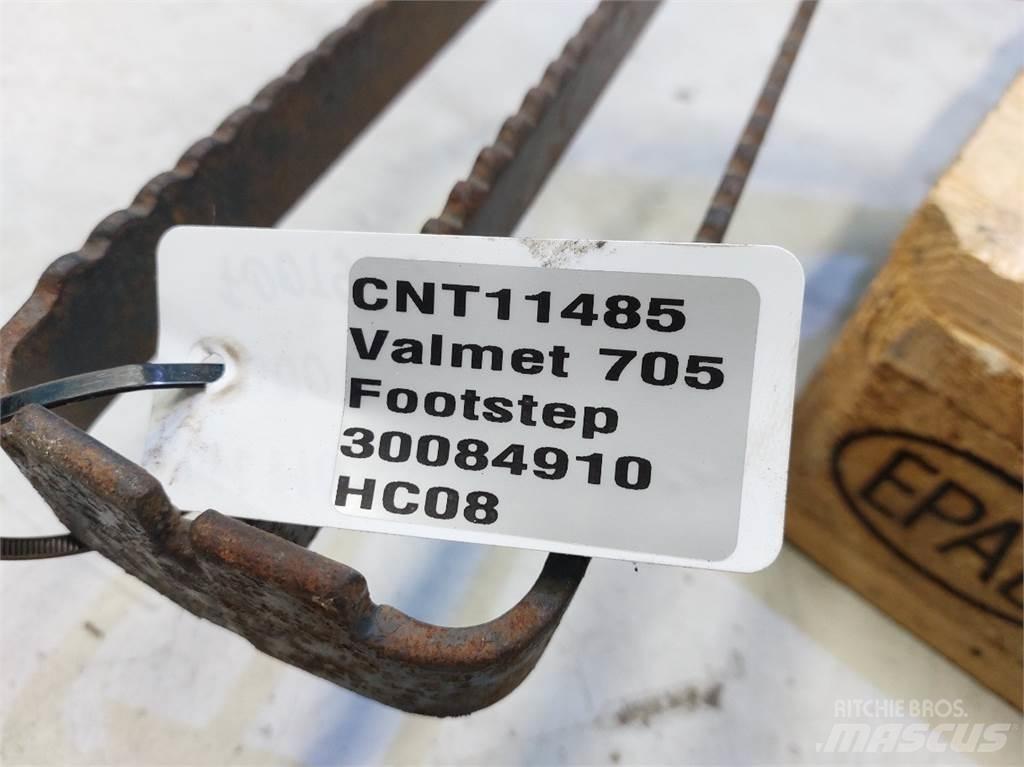 Valmet 705 Ostala oprema za traktore