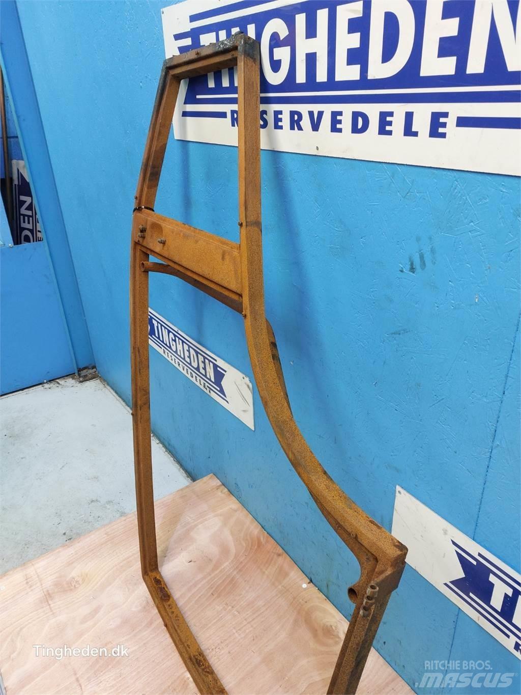 Valmet 8050 Kabine i unutrašnjost